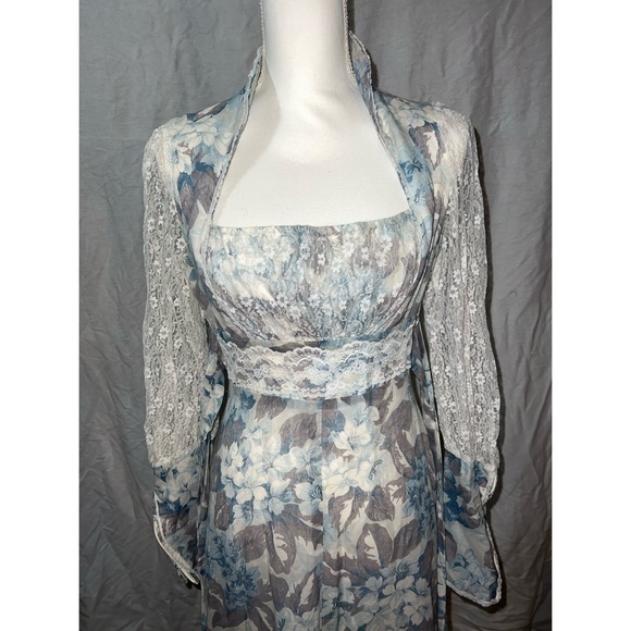 Size 11 - Picture 5 of 7